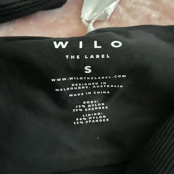 One-Shoulder one piece Black Swimsuit Wilo The Label - Picture 3 of 4